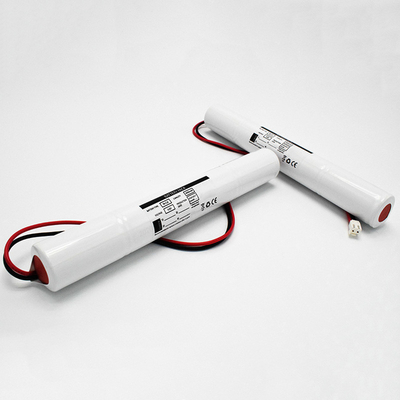 Ni-Cd बैटरी D4000mAh 4.8V 19.2Wh आपातकालीन प्रकाश व्यवस्था बैटरी स्टिक प्रकार